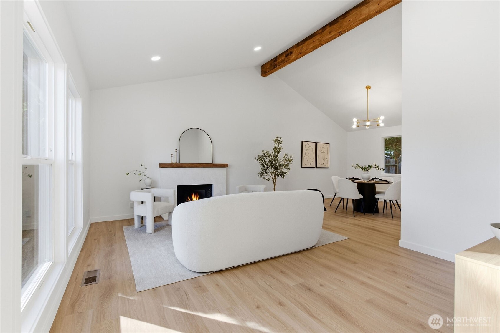 4136 Southwest 321st Street Federal Way, WA 98023 - Photo 8 of 39