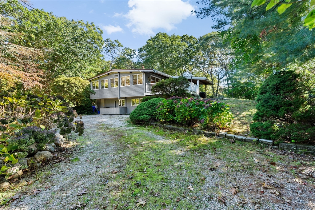 33 Nemasket Road Falmouth, MA 02540 - Photo 32 of 34