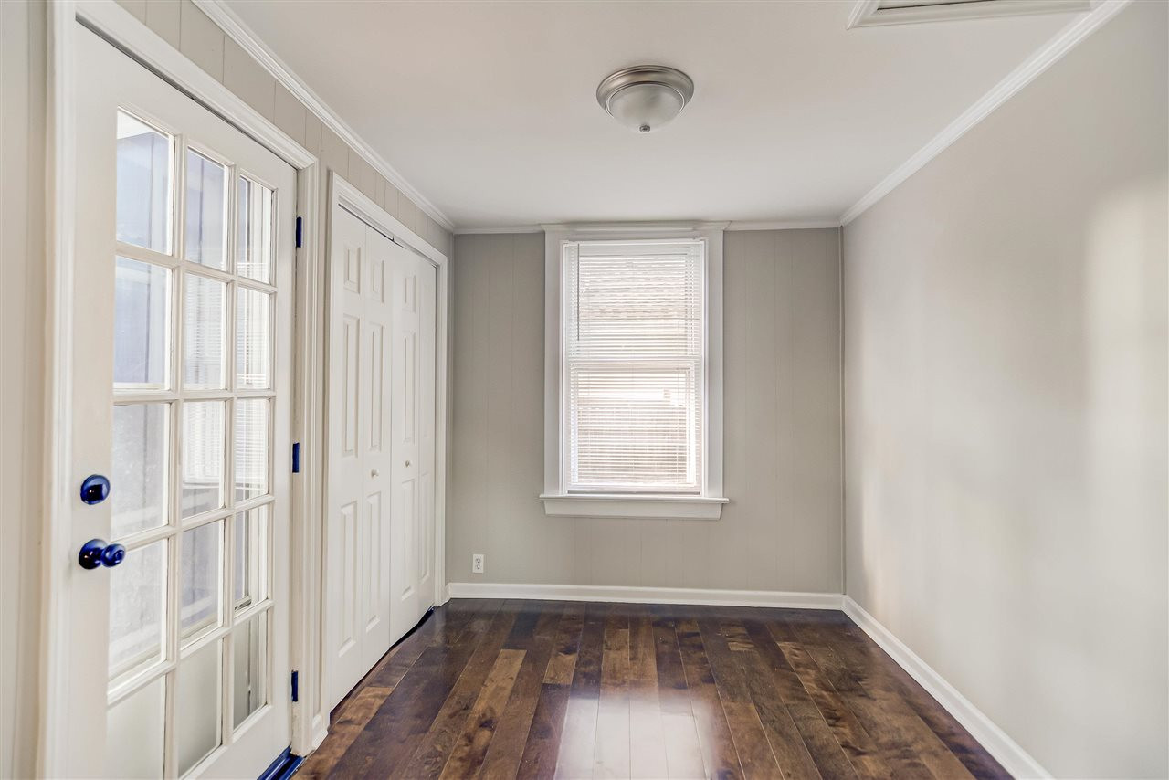 304 Freeman Street Raleigh, NC 27601 - Photo 11 of 15 Photo 11