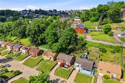 $189,000 | 626 Perrilyn Street, Pittsburgh, PA 15226