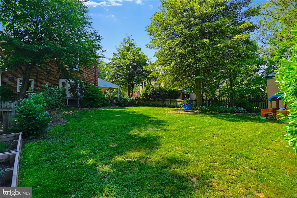 334 Suffolk Road Baltimore, MD 21218 - Photo 22 of 31 Back Yard