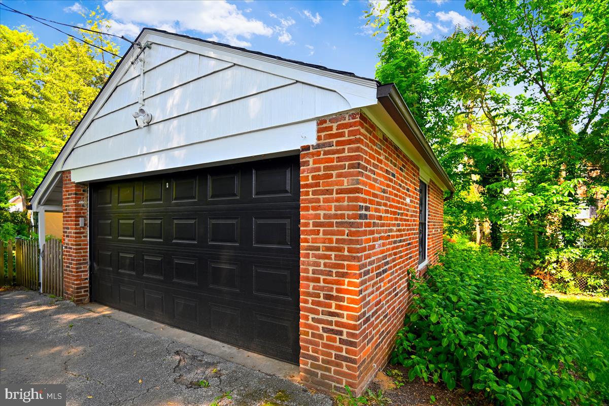 334 Suffolk Road Baltimore, MD 21218 - Photo 28 of 31 Garage