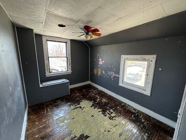 102 North Jackson Street Gardner, IL 60424 - Photo 15 of 23 a very nice looking room with a large window