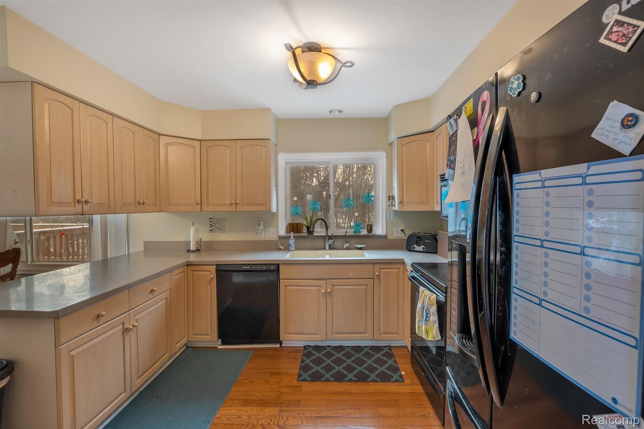 9689 Carpenter Road Milan, MI 48160 - Photo 14 of 37 14-9689-Carpenter-Rd-WindowStill-Re.jpg