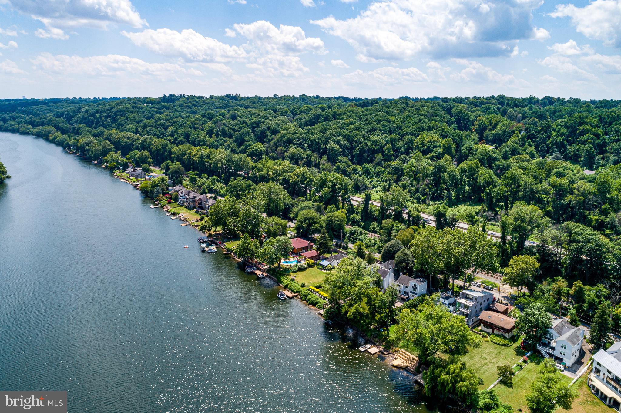 298 River Road Gladwyne, PA 19035 - Photo 2 of 43