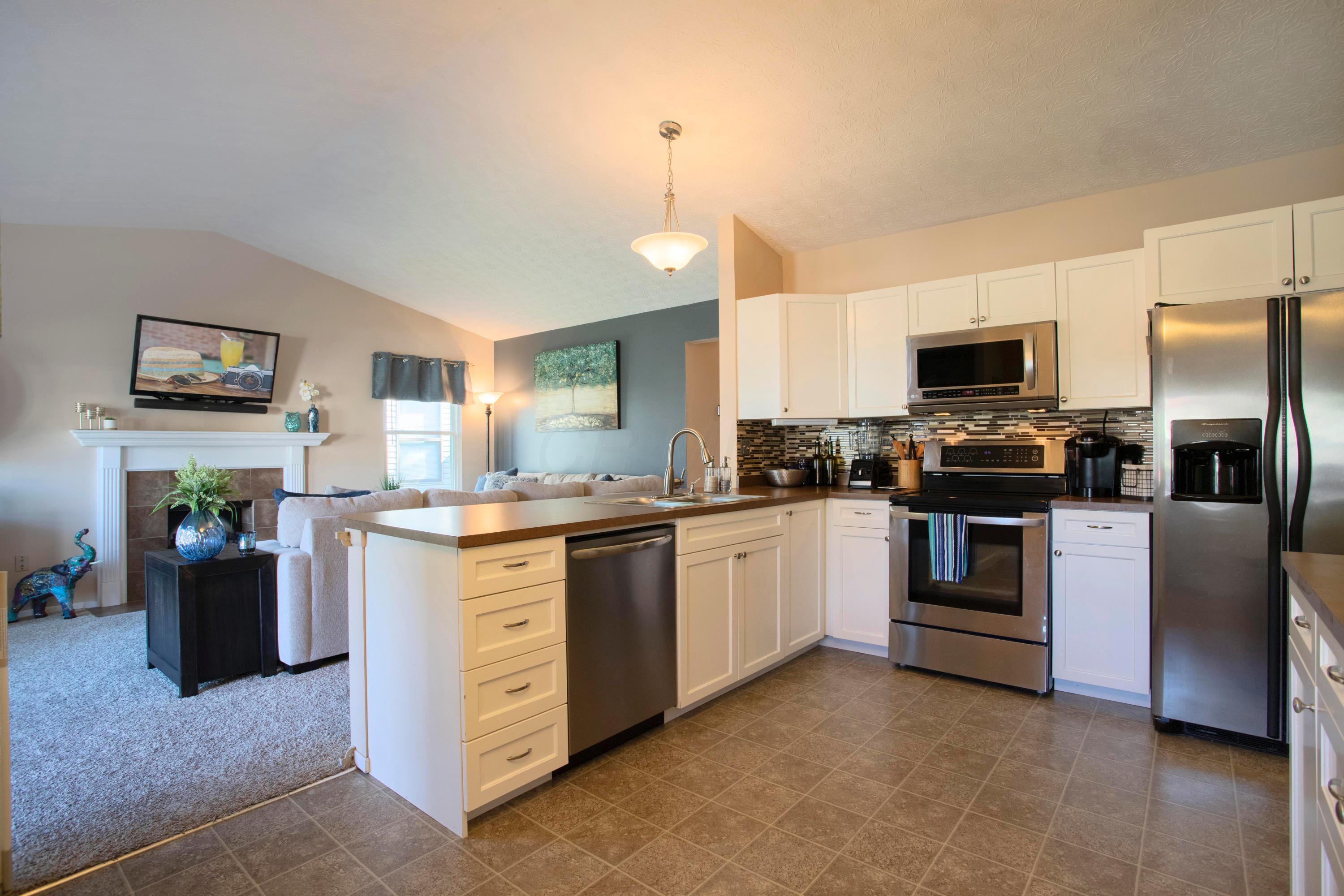 6280 Emberwood Road Dublin, OH 43017 - Photo 7 of 21