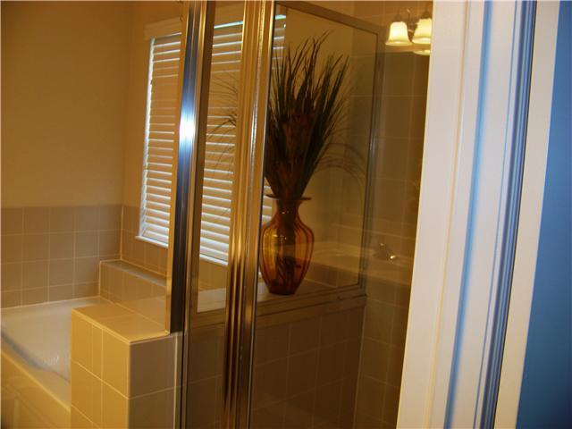 8025 Rodebaugh Road Reynoldsburg, OH 43068 - Photo 16 of 21 Gallery Image 16