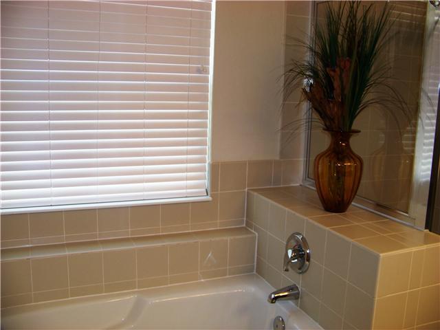 8025 Rodebaugh Road Reynoldsburg, OH 43068 - Photo 17 of 21 Gallery Image 17
