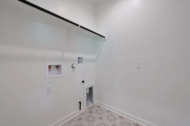 $299,000 | 458 Orleanian Drive, Unit B, Buda, TX 78610