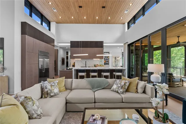 $6,490,000 | 213 Waterscape Drive, Six Mile, SC 29682