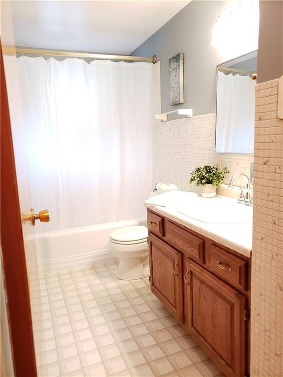 148 Morgan Hill Road Cuddy, PA 15031 - Photo 14 of 25 This neutral bath is fresh and clean, right on the main level near all three bedrooms.