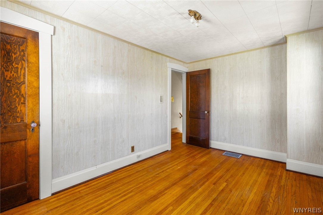 5 Woodrow Road Batavia City, NY 14020 - Photo 17 of 33