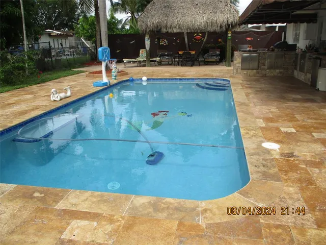 a view of outdoor space