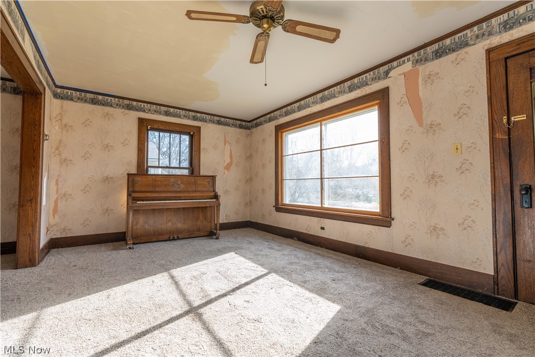 1979 Liberty Road Stow, OH 44224 - Photo 6 of 30 Large Living Room
