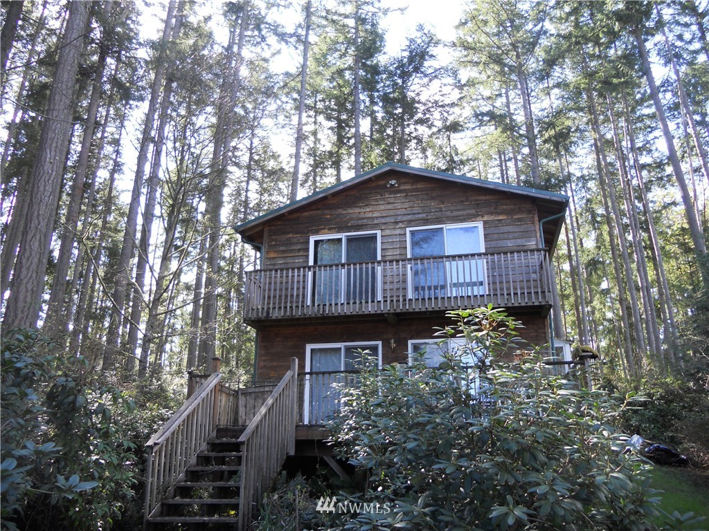 10721 Larson Road Anderson Island, WA 98303 - Photo 3 of 24 Gallery Image 3