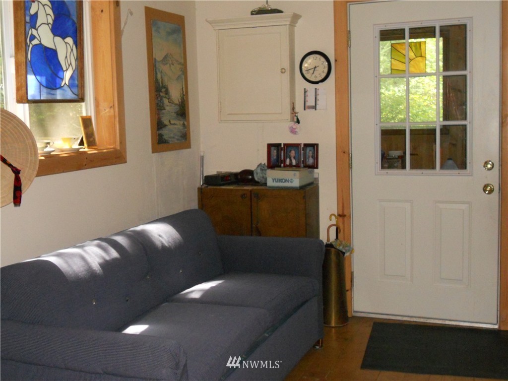 10721 Larson Road Anderson Island, WA 98303 - Photo 7 of 24 Gallery Image 7