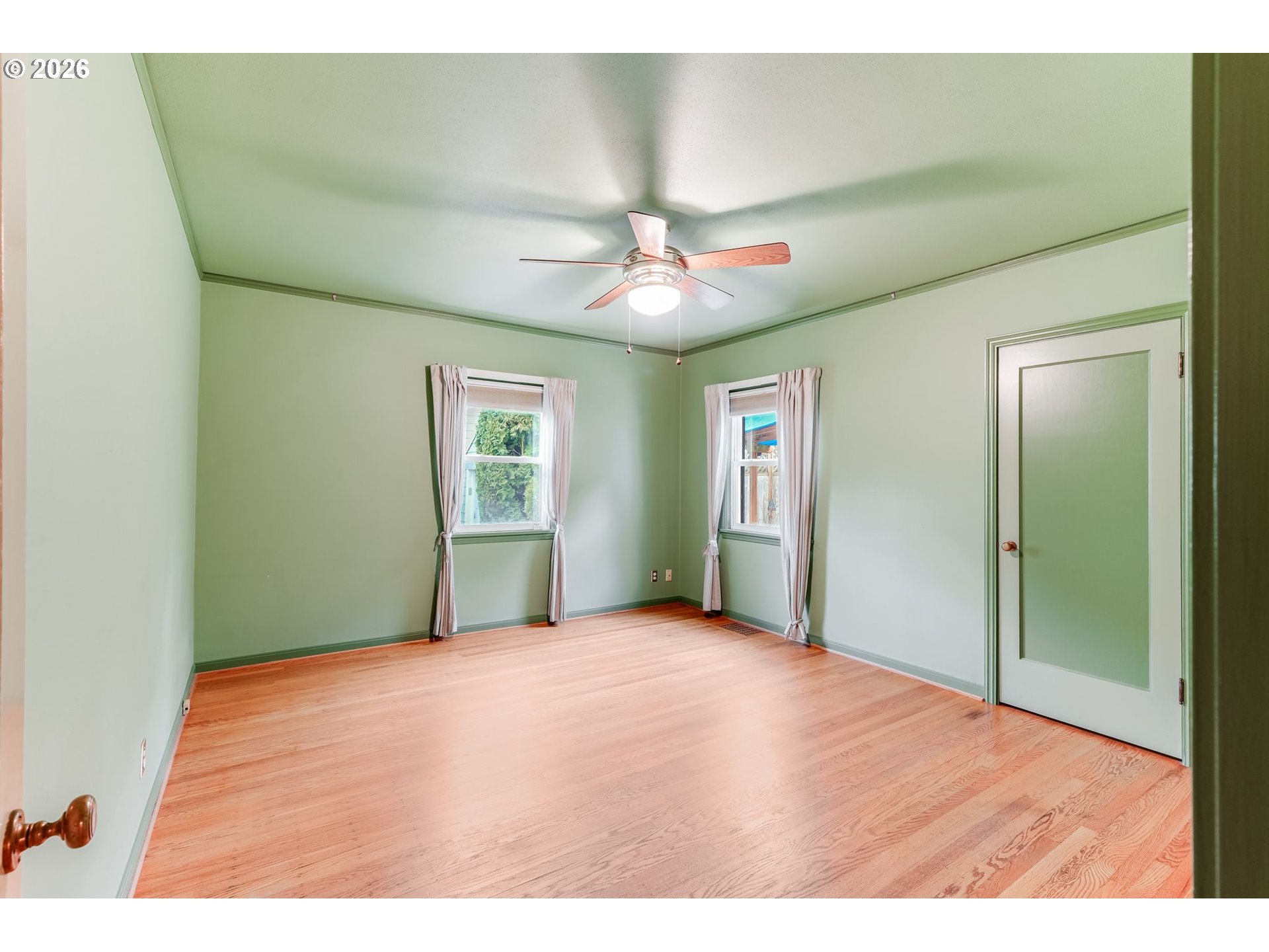 4446 Northeast Irving Street Portland, OR 97213 - Photo 10 of 31 Bedroom