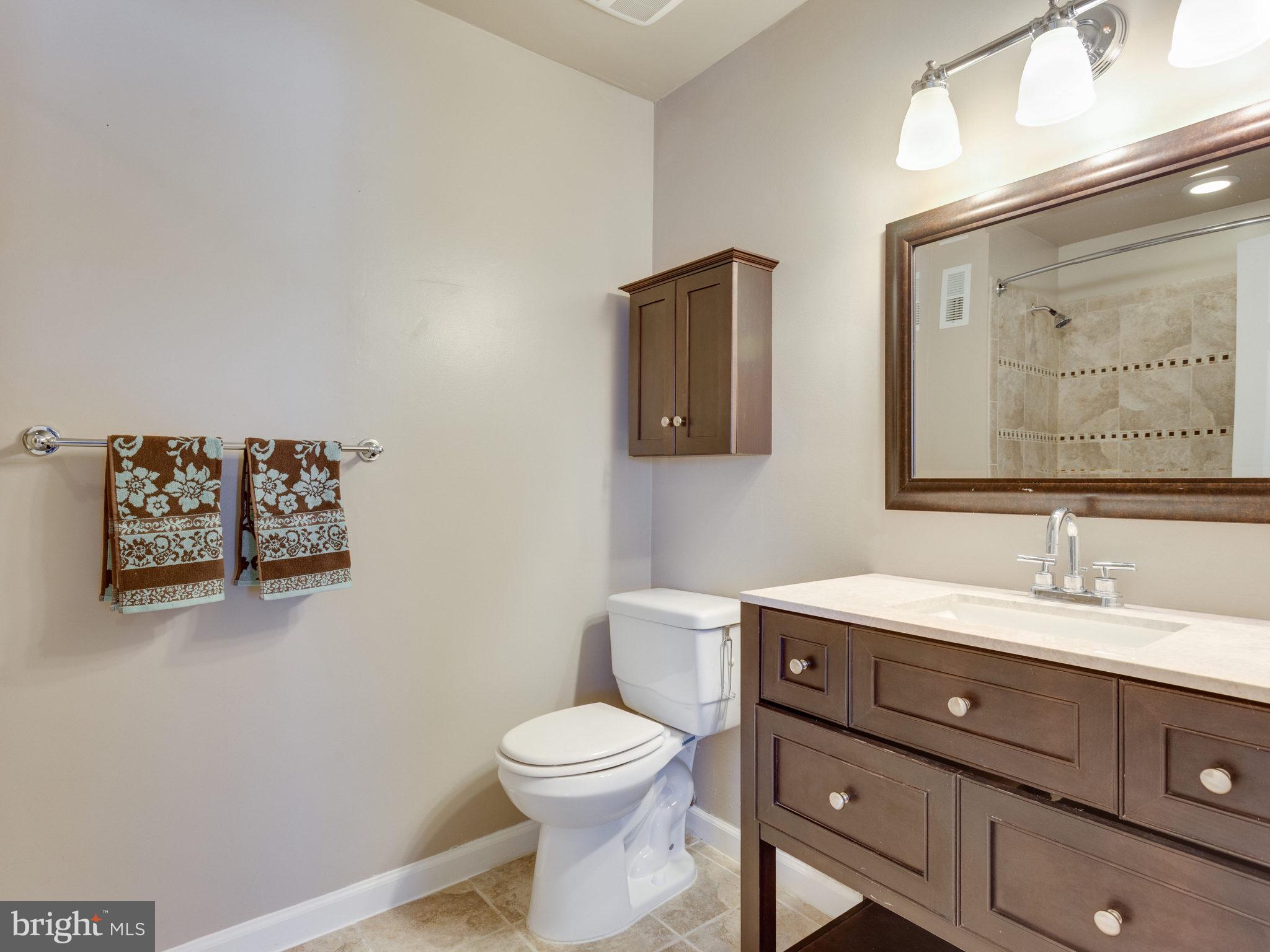 3805 Roxbury Court Alexandria, VA 22309 - Photo 6 of 8