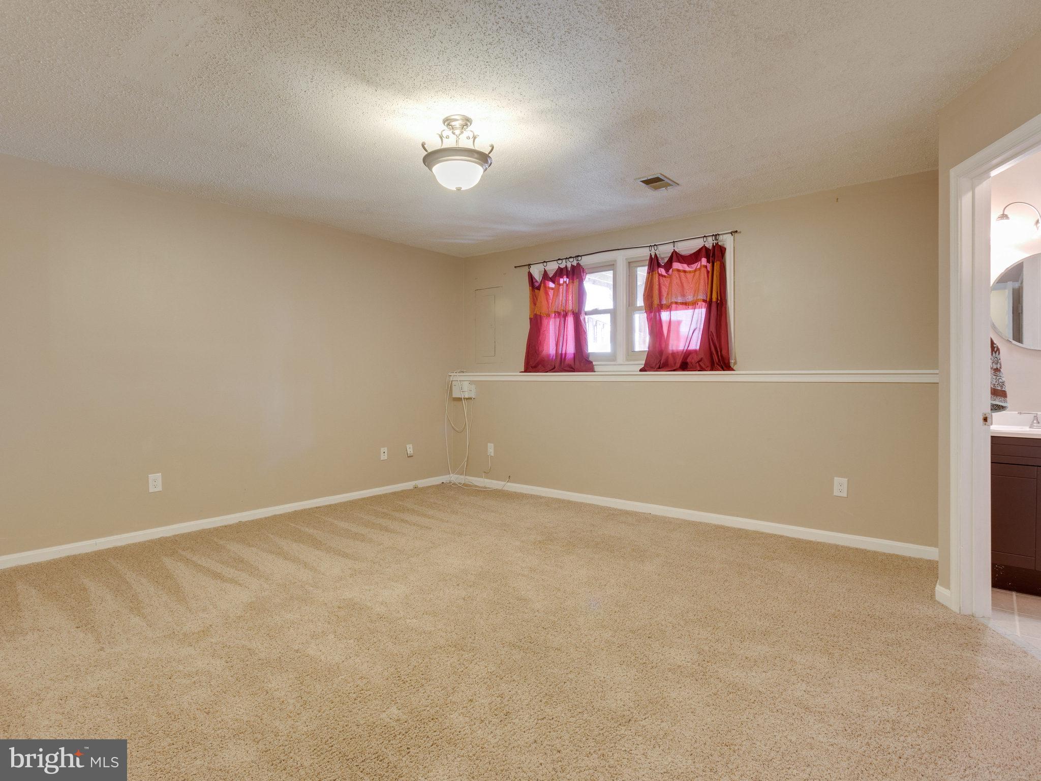 3805 Roxbury Court Alexandria, VA 22309 - Photo 8 of 8