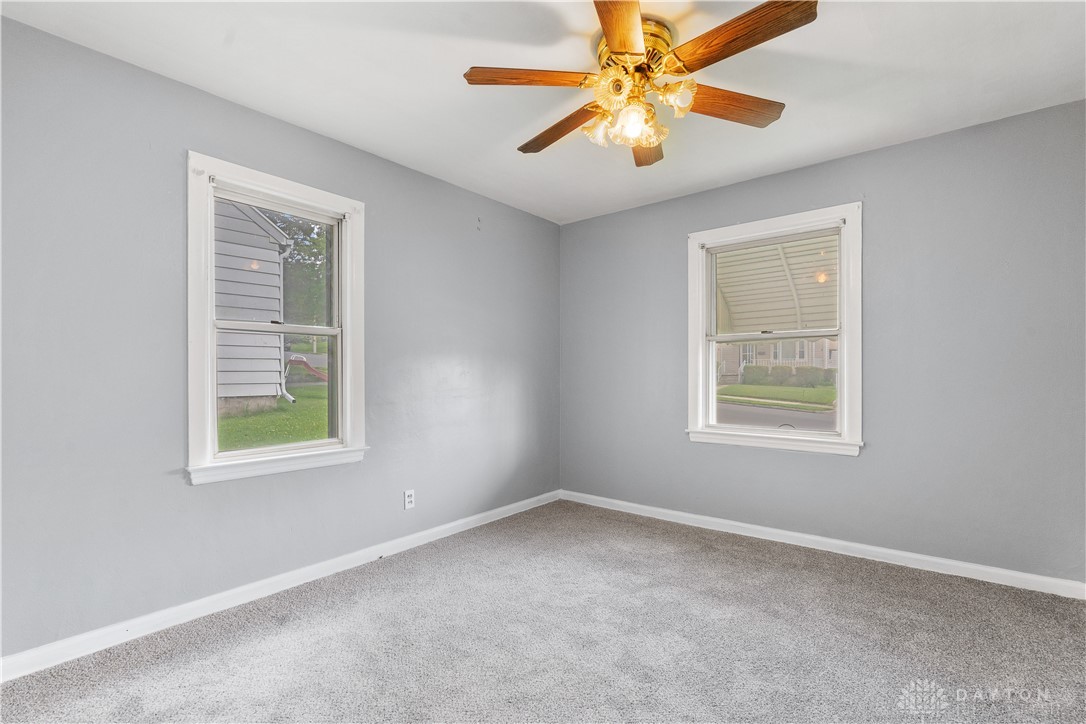 1317 Radio Road Dayton, OH 45403 - Photo 10 of 28
