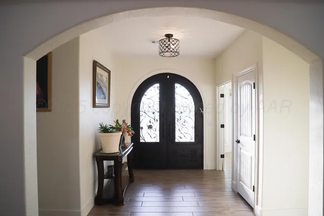 a view of livingroom with furniture and wooden floor