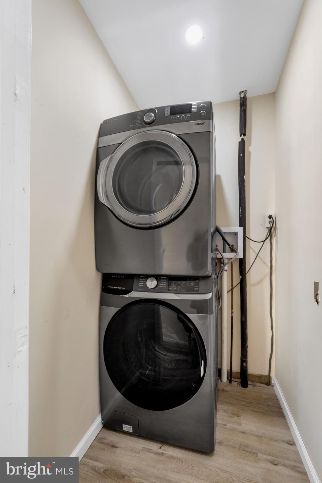 724 Hunter Street Gloucester City, NJ 08030 - Photo 36 of 47 a utility room with washing machine