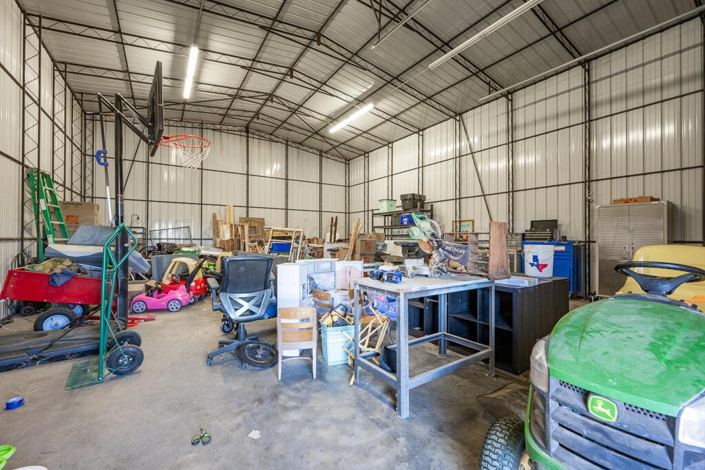 17801 Stone Creek Road Amarillo, TX 79124 - Photo 28 of 31 a view of storage and utility room