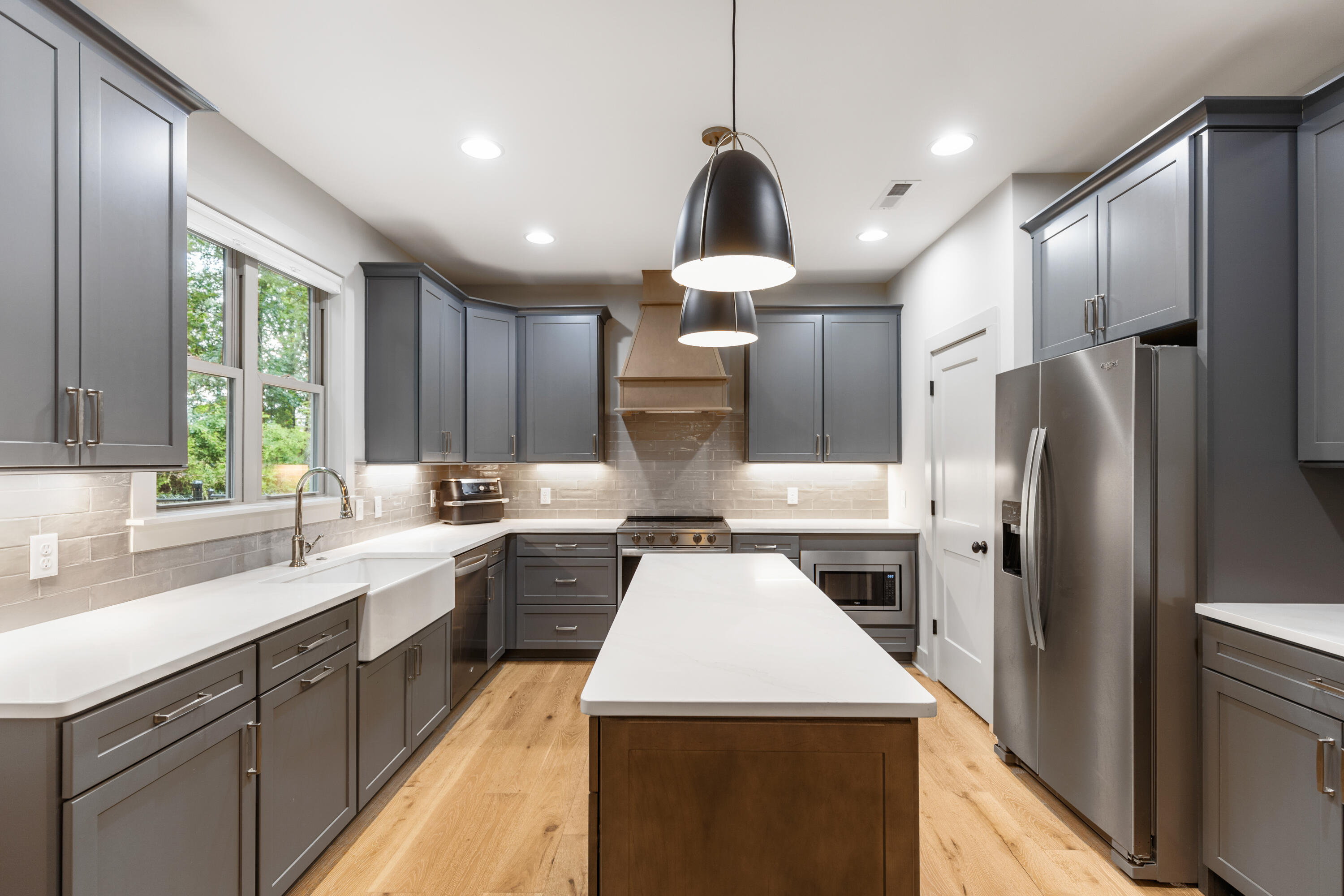 1946 Corral Road Signal Mountain, TN 37377 - Photo 22 of 63 Fabulous Kitchen