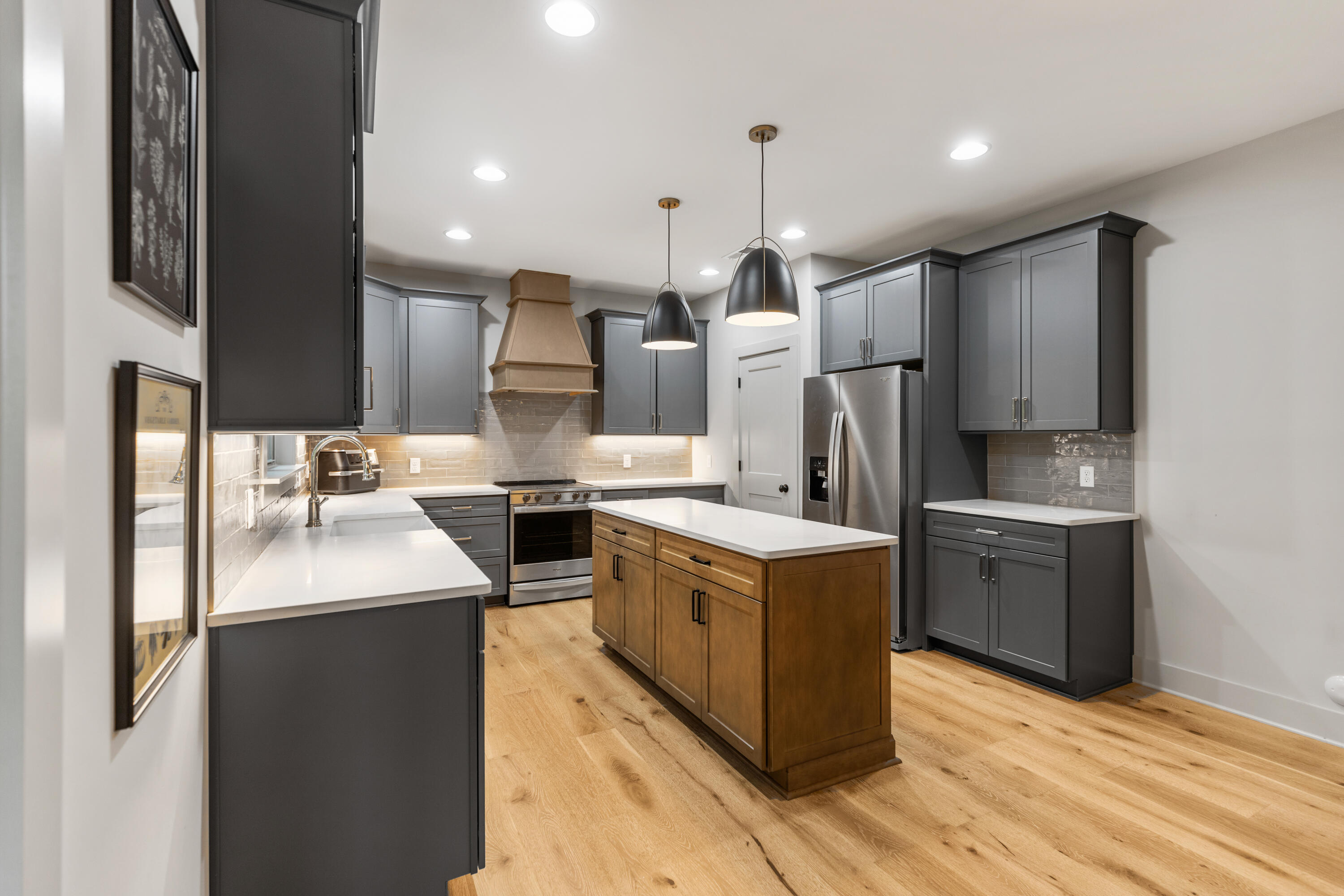 1946 Corral Road Signal Mountain, TN 37377 - Photo 23 of 63 Well Appointed Kitchen