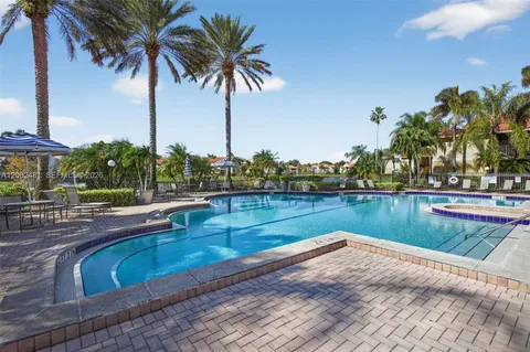 $215,000 | 1227 Southwest 46th Avenue, Unit 314, Pompano Beach, FL 33069