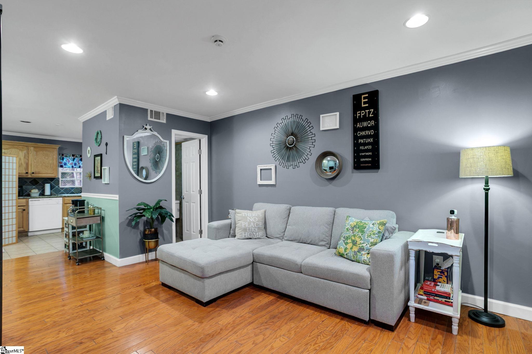 501 Edwards Road, Unit 23 Greenville, SC 29615 - Photo 2 of 19