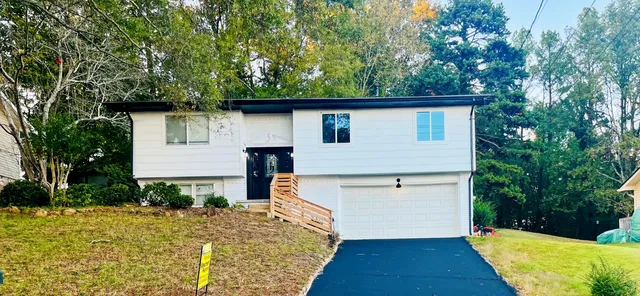 $319,500 | 1157 Boy Scout Road, Hixson, TN 37343