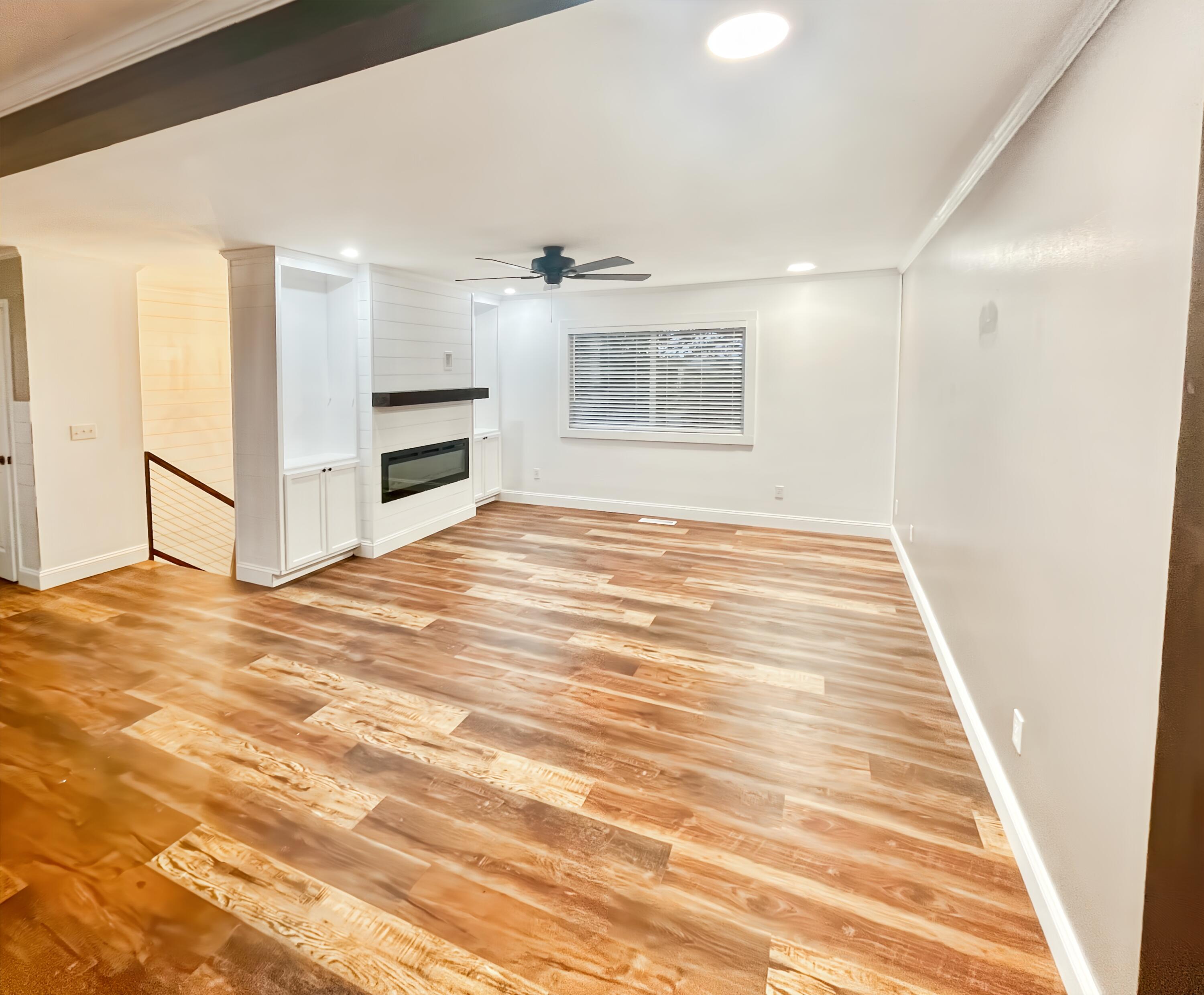 1157 Boy Scout Road Hixson, TN 37343 - Photo 5 of 23 Living Room