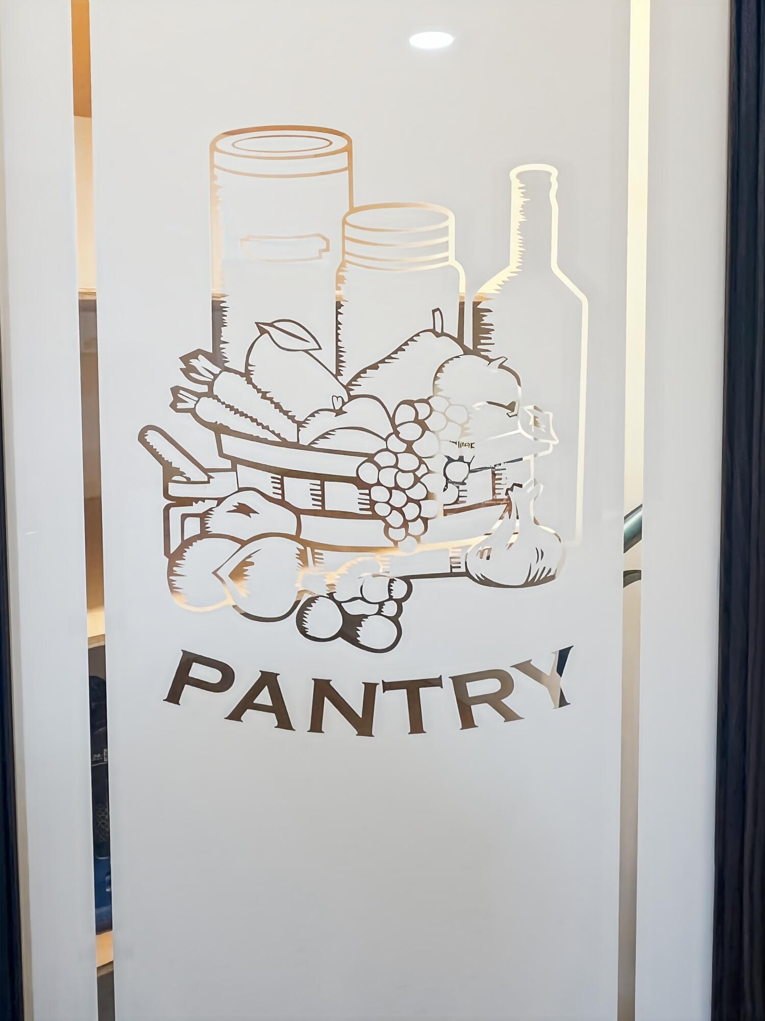 1157 Boy Scout Road Hixson, TN 37343 - Photo 10 of 23 Pantry Door