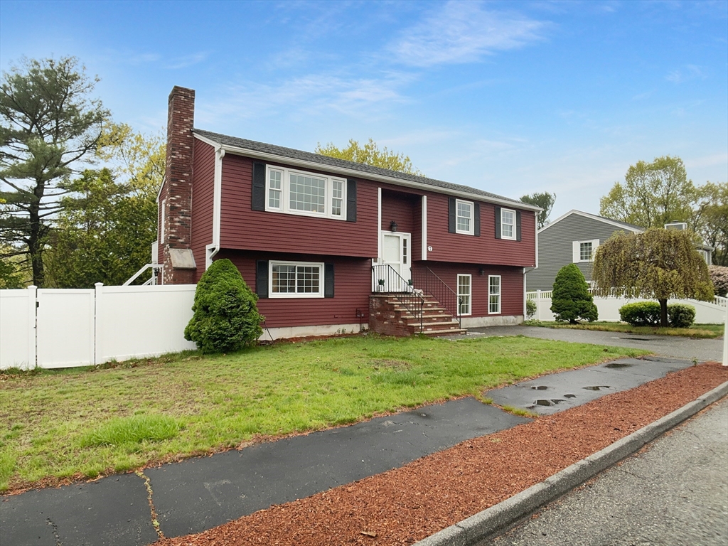 7 Nirvana Drive Saugus, MA 01906 - Photo 8 of 29