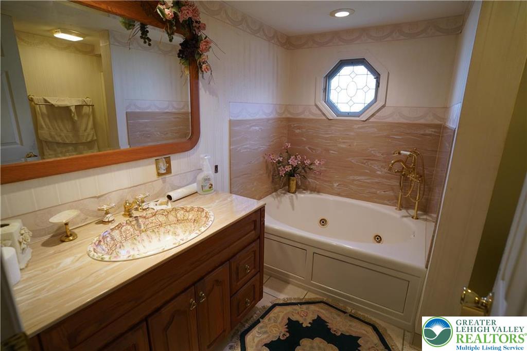 46 School Road Northampton, PA 18067 - Photo 7 of 10 Gallery Image 7