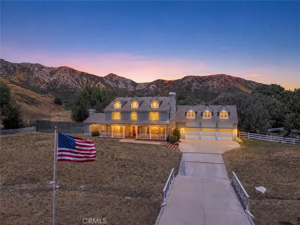 $1,599,000 | 25707 Pacy Street, Newhall, CA 91321