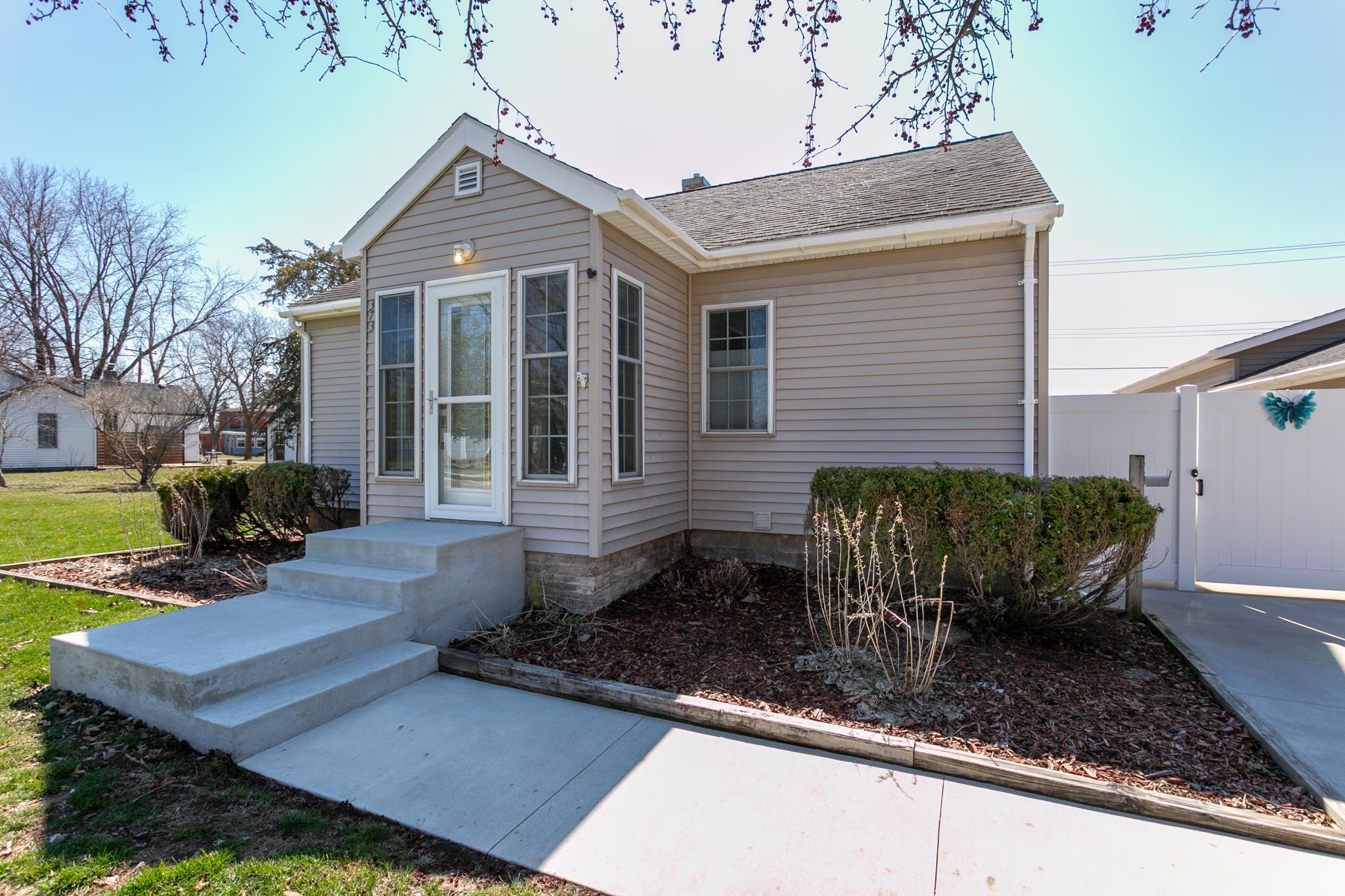 373 Locust Street South Prescott, WI 54021 - Photo 4 of 57