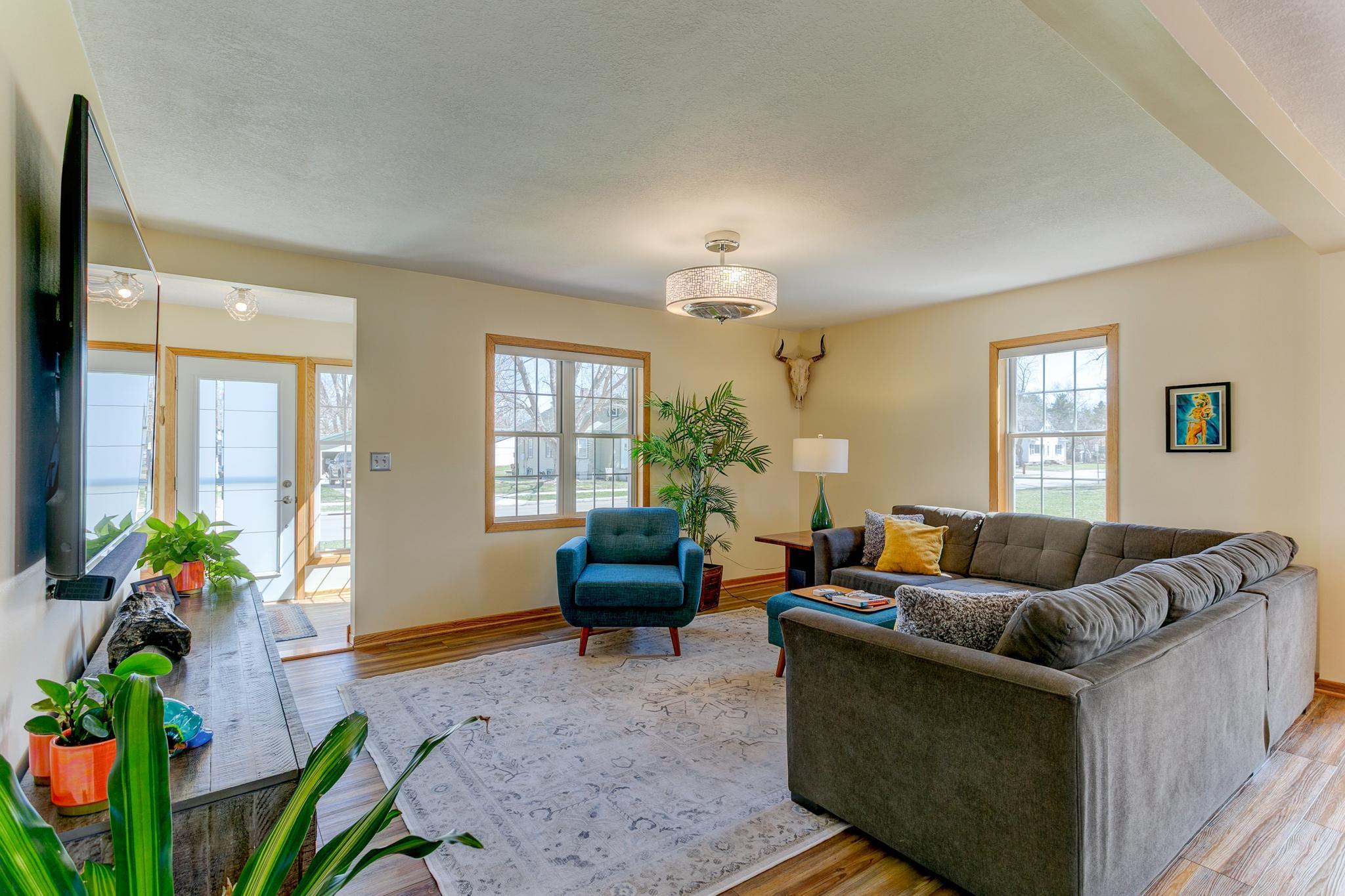 373 Locust Street South Prescott, WI 54021 - Photo 7 of 57