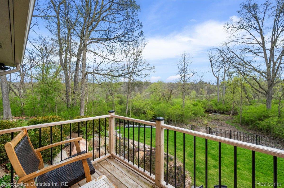 1071 Woodbridge Lane Rochester, MI 48306 - Photo 33 of 76 View of wooden deck