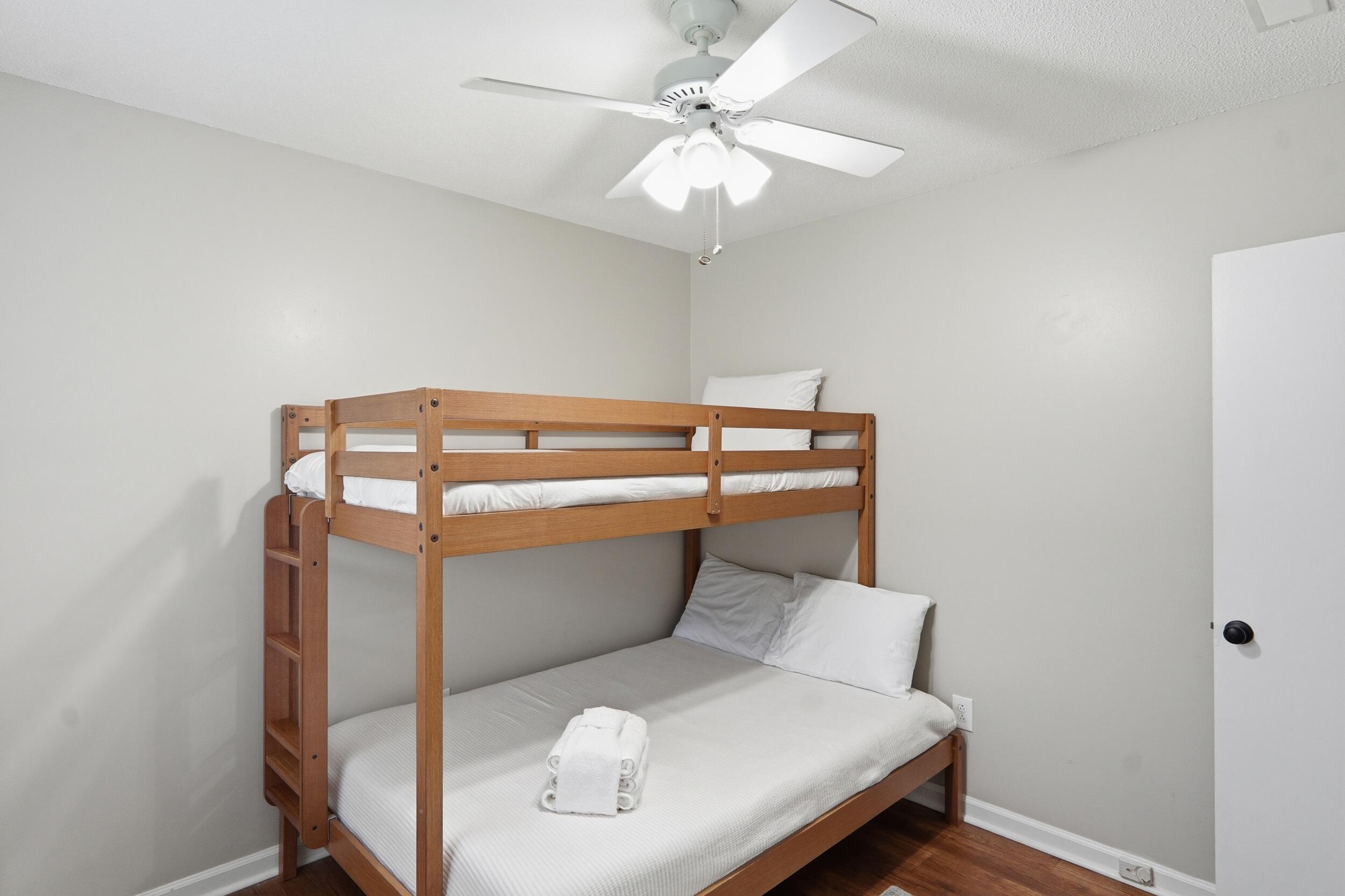1237 Redeemer Drive Hanahan, SC 29410 - Photo 32 of 49