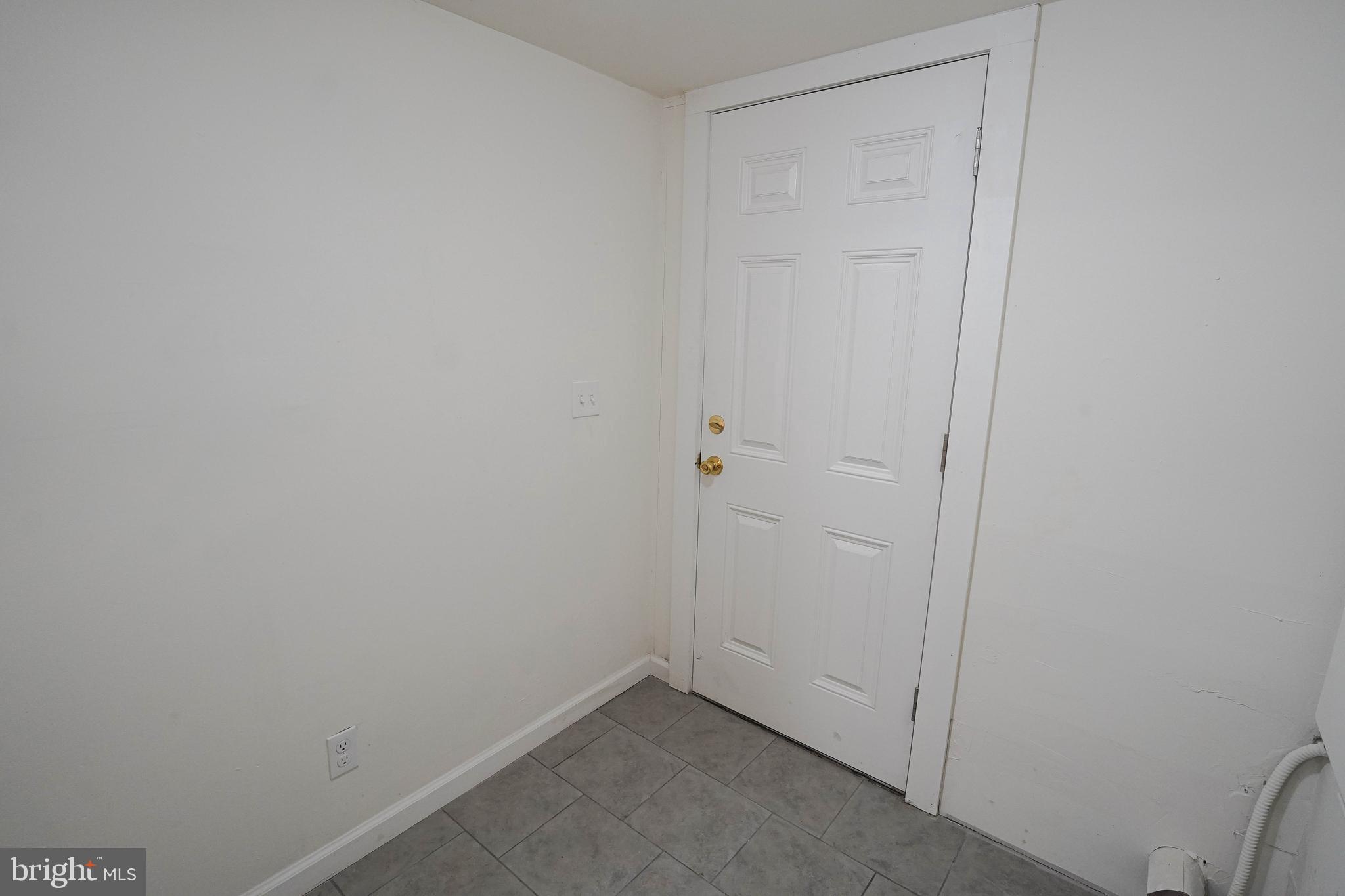 231 Newton Street, Unit A Salisbury, MD 21801 - Photo 26 of 38 a view of small space