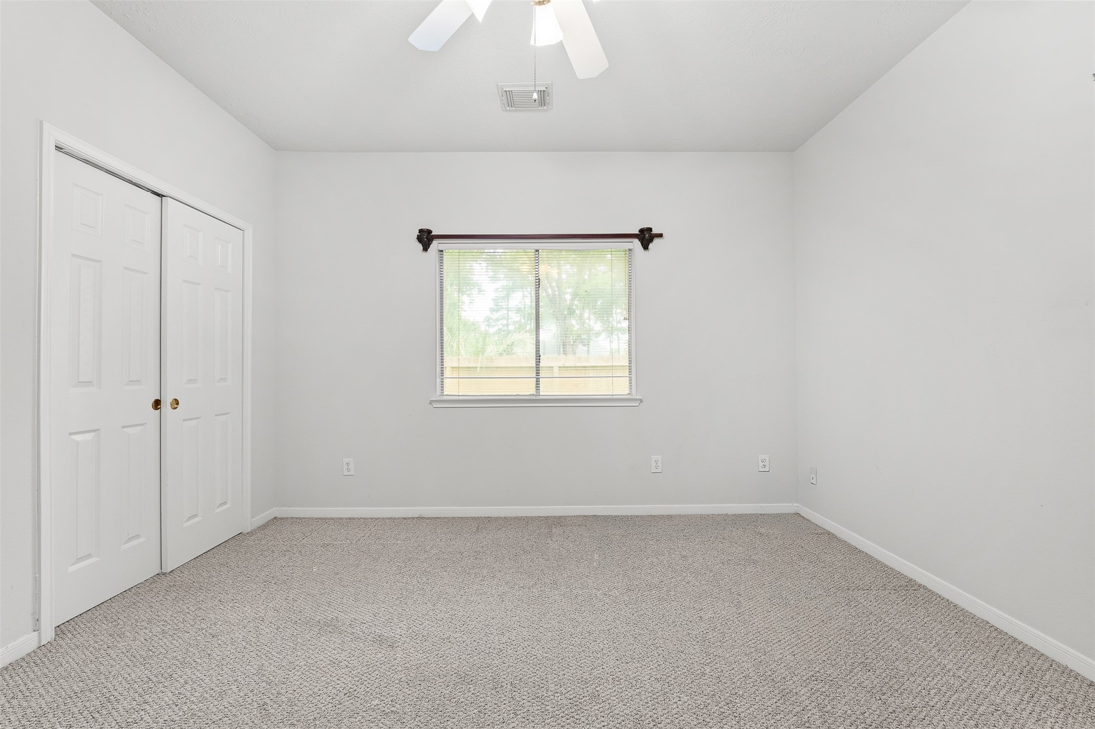 827 Hannock Glen Lane Spring, TX 77373 - Photo 23 of 36