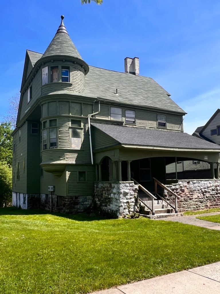 1016 Lake Avenue Rochester, NY 14613 - Photo 1 of 1
