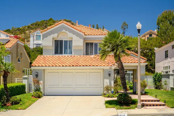 $1,688,500 | 916 Calle Del Pacifico, Glendale, CA 91208