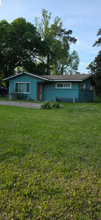$1,100 | 1195 Terry Road, Vidor, TX 77662
