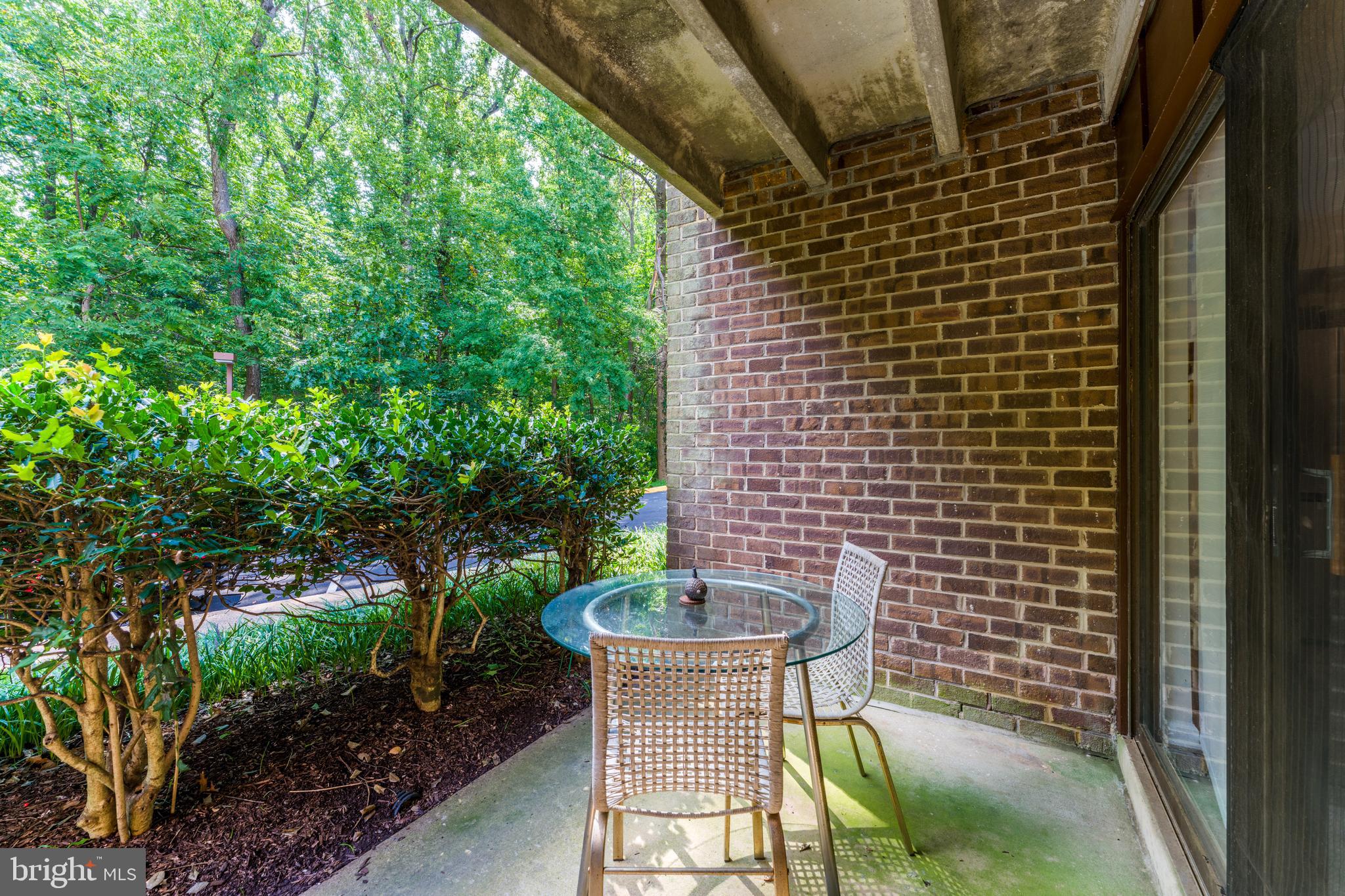 11220 Chestnut Grove Square, Unit 13 Reston, VA 20190 - Photo 18 of 27 Gallery Image 18