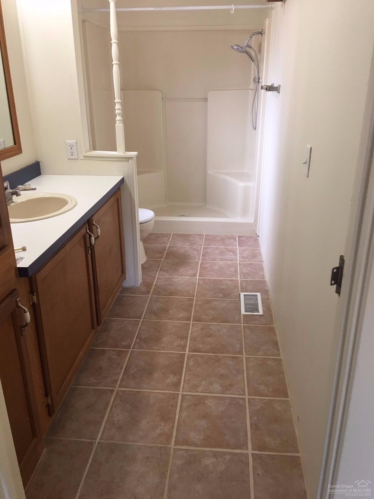 19605 Apache Road Bend, OR 97702 - Photo 9 of 16 Additional Photo