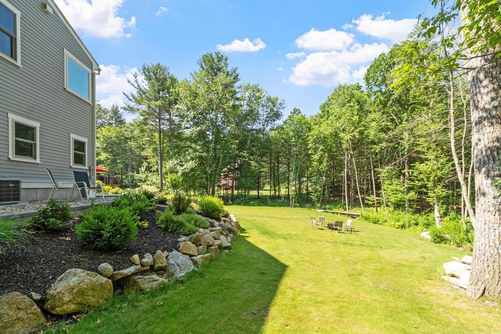 8 Stearns Road Upton, MA 01568 - Photo 18 of 21