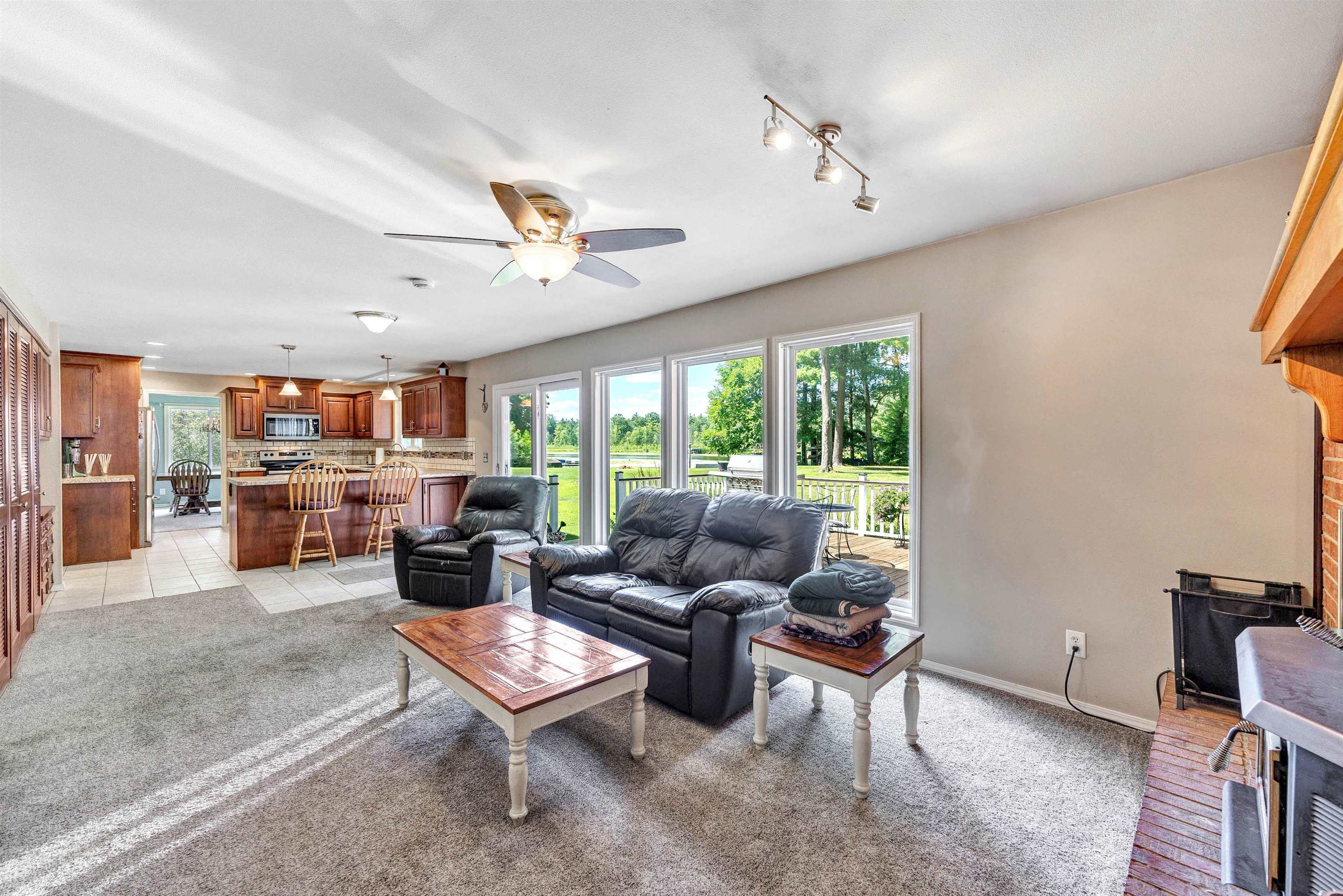 433 Fairview Way Shawano, WI 54166 - Photo 9 of 37